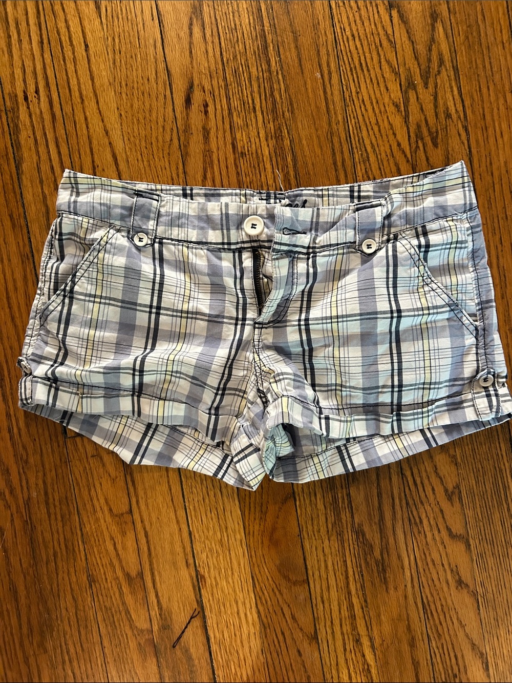 Maurices Blue & White Plaid Women’s Shorts